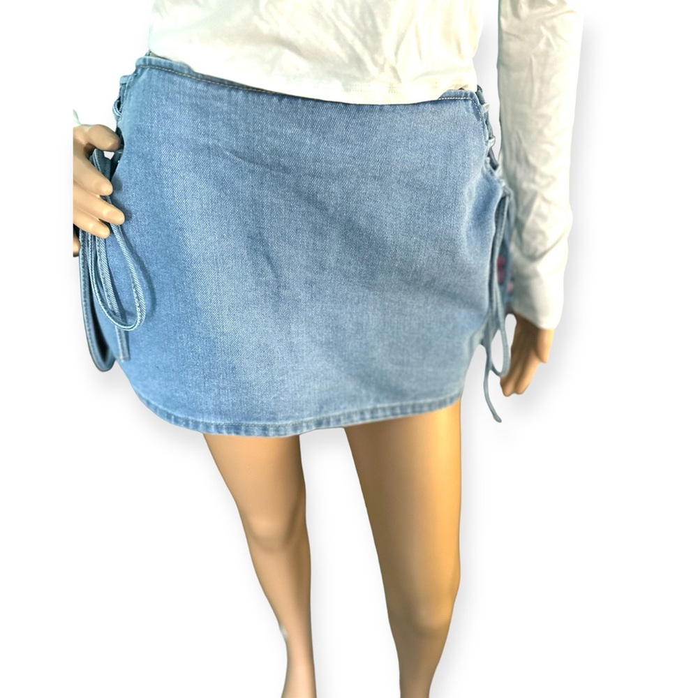 💙 Pretty Little Thing Mini Denim Skirt 💙